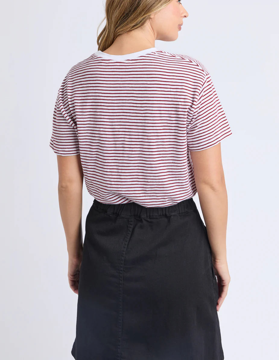 FOXWOOD HUTCH STRIPE TEE - Russet Brown / White Stripe
