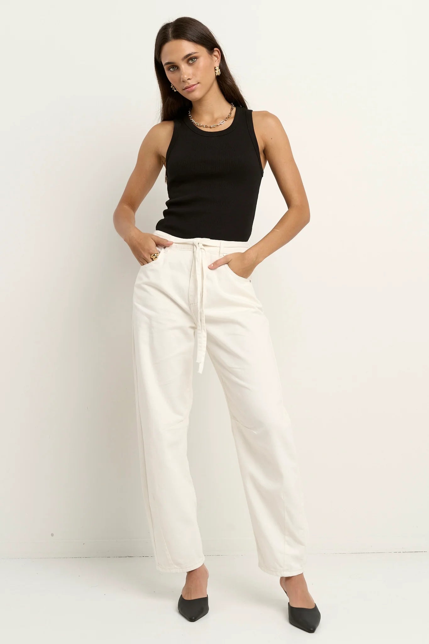 STORIES BE TOLD CAMPUS TIE WAIST BARREL JEANS - Ecru