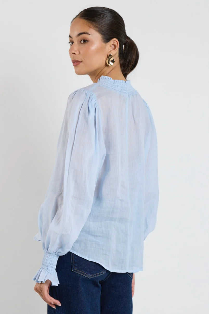 AMONG THE BRAVE EMBRACE TOP - Ice Blue