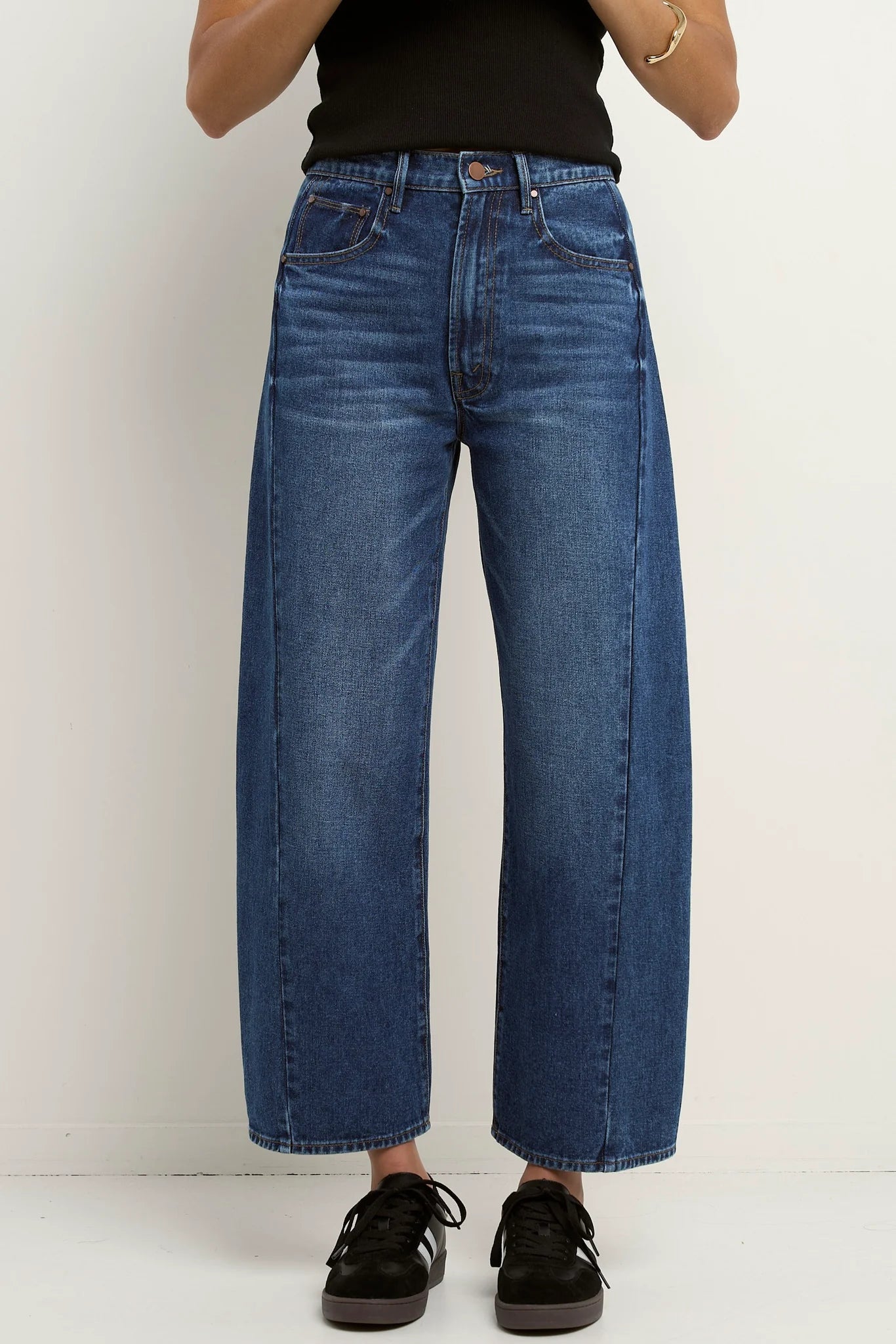 AMONG THE BRAVE VARSITY FORWARD SEAM BARREL JEANS - Deep Blue