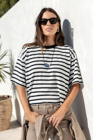 STORIES BE TOLD - COHESION BOXY TEE - Black / White Stripe