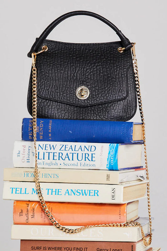 THING THING KATHRYN BAG - Black Bubble Leather