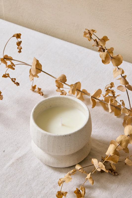 TEXTURED STONE SCENTED SOY CANDLE - Ivory