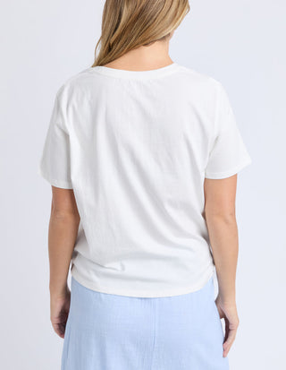 FOXWOOD ESTD 2018 TEE - Vintage White