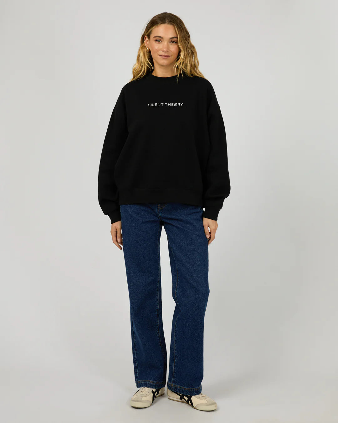 SILENT THEORY LOGO CREW - BLACK