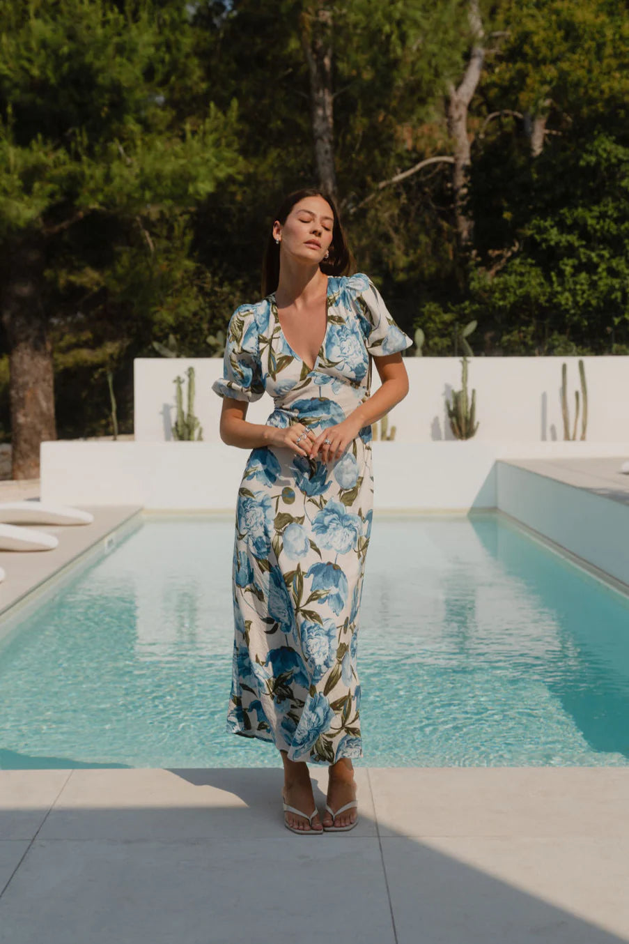 AMONG THE BRAVE AMORA MIDI DRESS - Blue Vintage