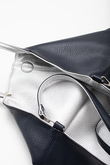 ANTLER BAG HARTLEY REVERSIBLE TOTE / NAVY & SILVER