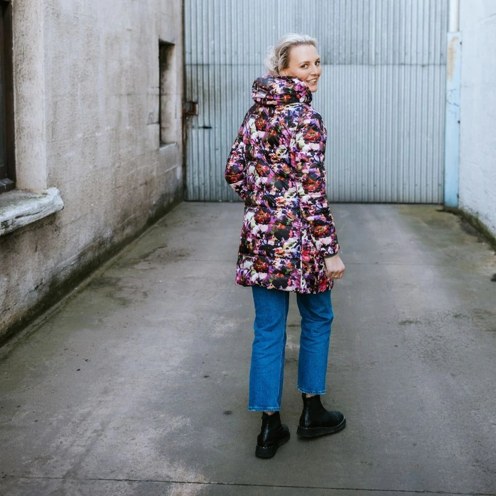 MOKE - Arnie Women's 90/10 Reversible Down Coat - Cypress/Purple Fleur