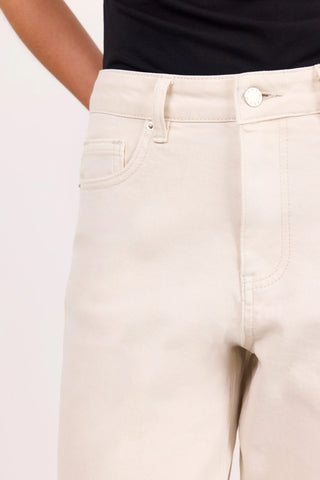 IVY + JACK - TRADITION STRETCH SOFT BARREL JEAN - Ecru