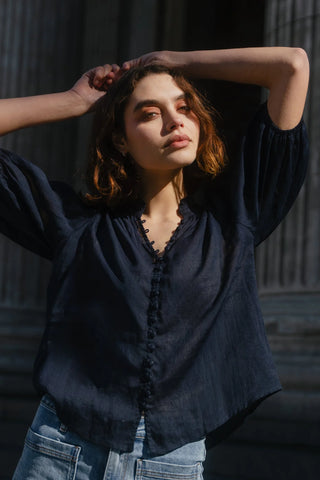 IVY + JACK - CONTINUANCE HIGH NECK TOP - Navy
