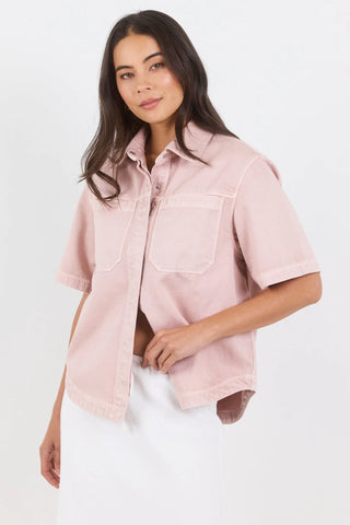 STORIES BE TOLD - CRUCIAL DENIM S/S SHACKET - Pale Pink