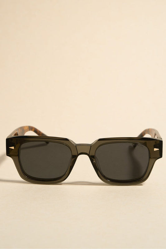REUNION - Milano Grey Tort Arm Classic Stud Sunglasses