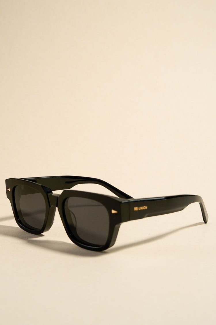 REUNION - Milano Black Classic Stud Sunglasses