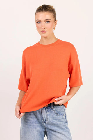 STORIES BE TOLD - INTREPID RELAXED KNIT TEE - Blood Orange