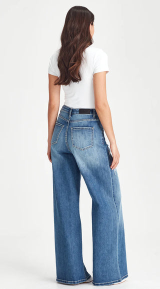 JUNKFOOD JEAN -  MARIO SUPER WIDE LEG - Blue