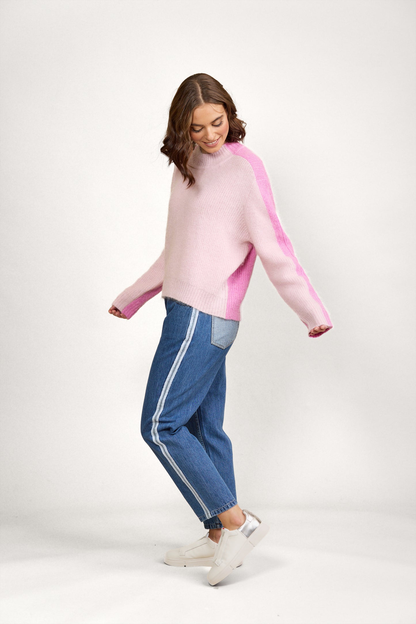 KNEWE TWO TONE SWEATER - CANDYFLOSS