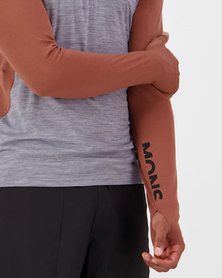 MONS ROYALE - Temple Merino Long Sleeve Hood