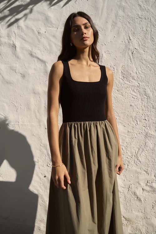 RE:UNION OBSIDIAN MIDI DRESS - Black & Khaki
