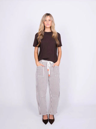 MONACO - CARTER BARREL JEANS - Chocolate Stripes
