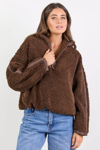 STORIES TO BE TOLD - UNTOLD QUARTER ZIP SWEATSHIRT - Chocolate