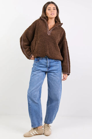 STORIES TO BE TOLD - UNTOLD QUARTER ZIP SWEATSHIRT - Chocolate