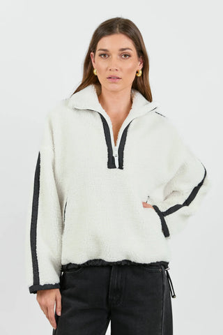 STORIES TO BE TOLD - UNTOLD QUARTER ZIP SWEATSHIRT - Cream