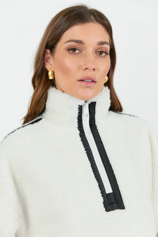 STORIES TO BE TOLD - UNTOLD QUARTER ZIP SWEATSHIRT - Cream