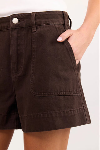 IVY + JACK - KINDLY POCKET FRONT DENIM SHORTS - Dark Chocolate