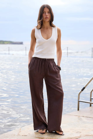 RE UNION - WELLNESS LINEN PANTS - Dark Chocolate