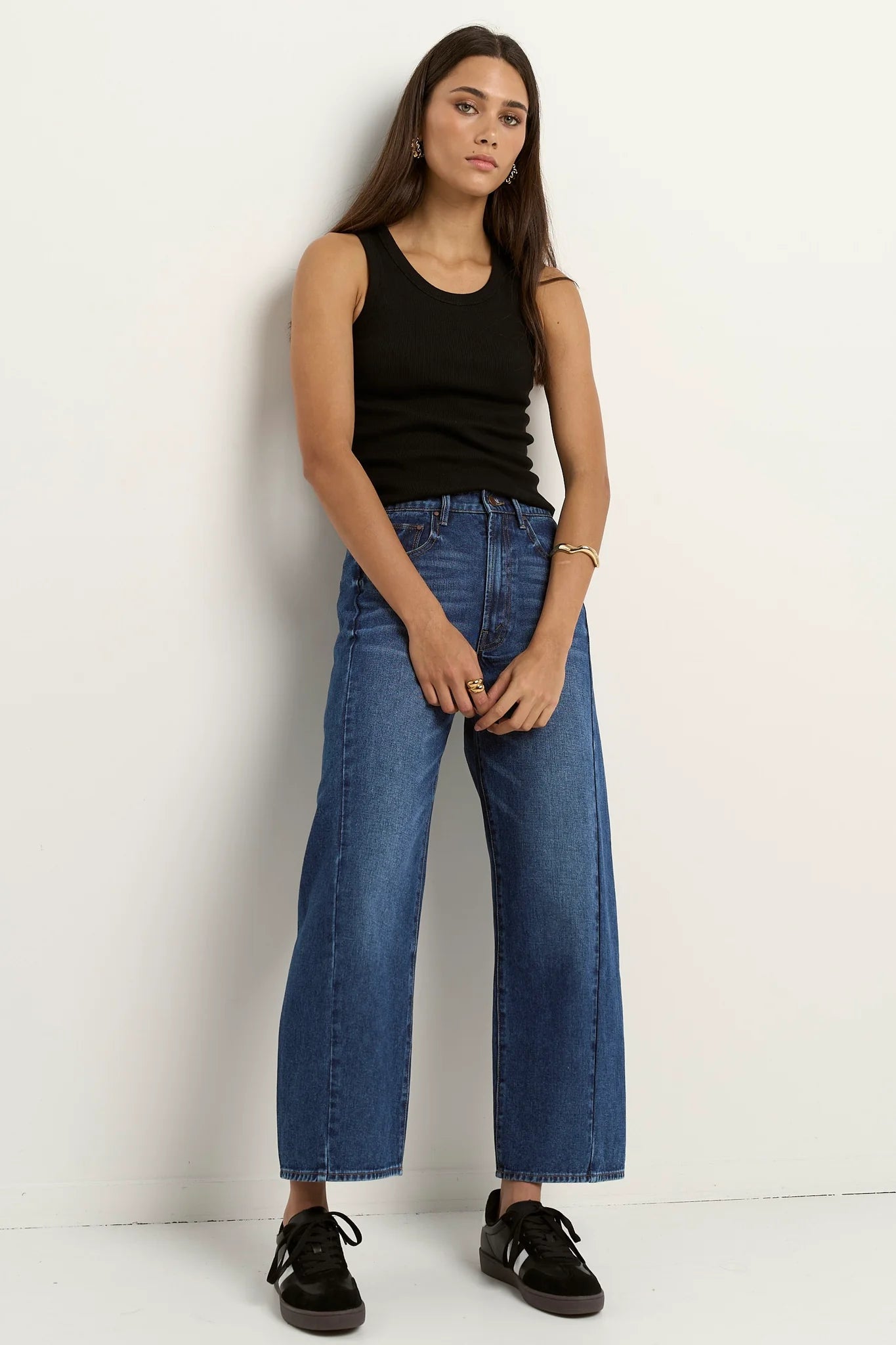 AMONG THE BRAVE VARSITY FORWARD SEAM BARREL JEANS - Deep Blue
