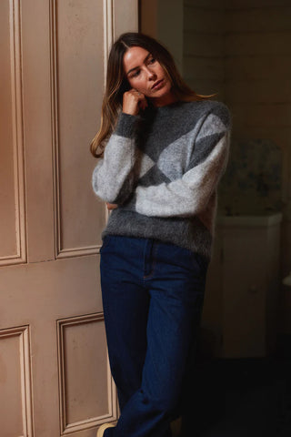 THING THING - ASTRID JAMPER - Greyscale