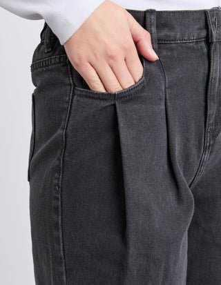 FOXWOOD ZARIA PLEAT JEAN - Washed Black
